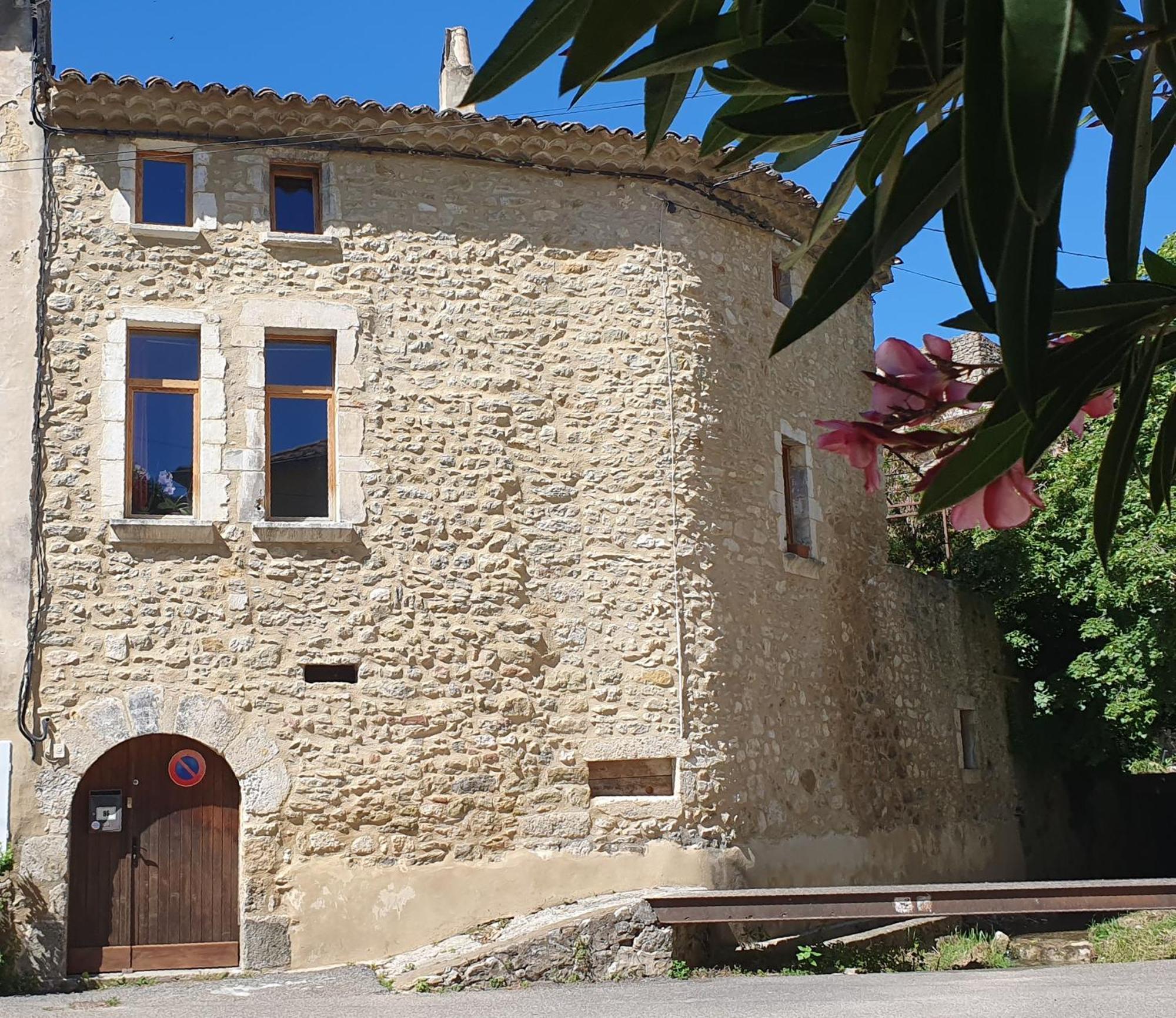 Gite Les Tilleuls Βίλα Saint-Montan Εξωτερικό φωτογραφία